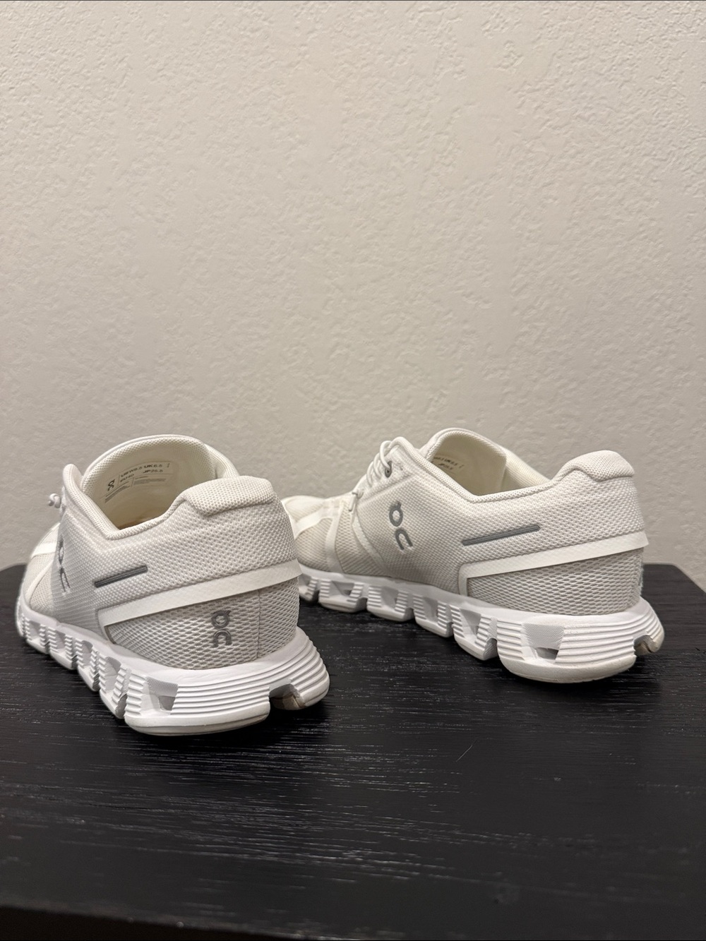On Running Cloud 5 Women’s Size 8.5 W8.5 Athletic Shoe All White Training Workou - Picture 6 of 12